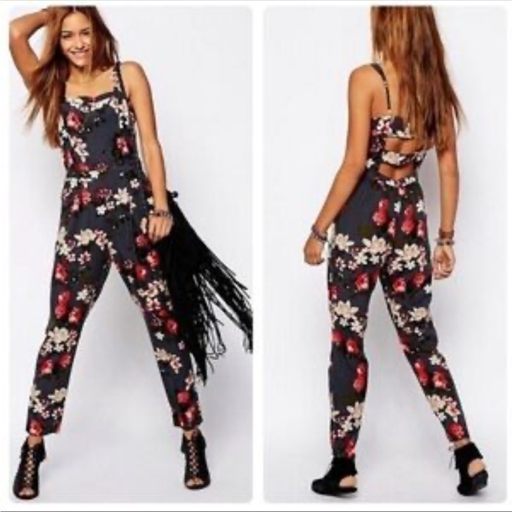 Abercrombie & Fitch Grey Floral one piece jumpsuit size L Pockets Side Zipper